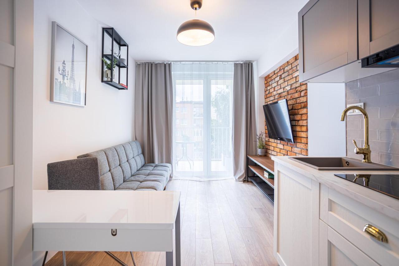 Flatbook - City Center Apartments Zabi Kruk Гданск Екстериор снимка