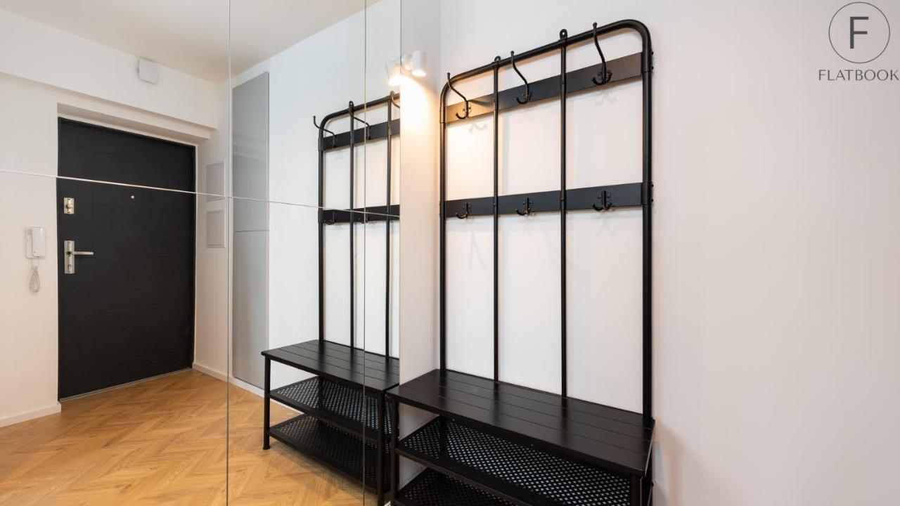 Flatbook - City Center Apartments Zabi Kruk Гданск Екстериор снимка